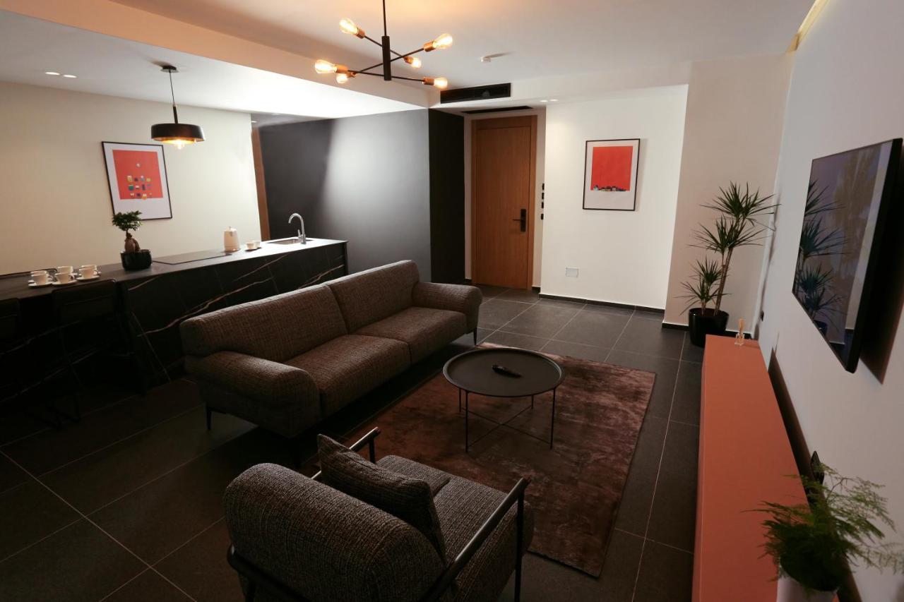 Hotel 12 Gjakova Extérieur photo