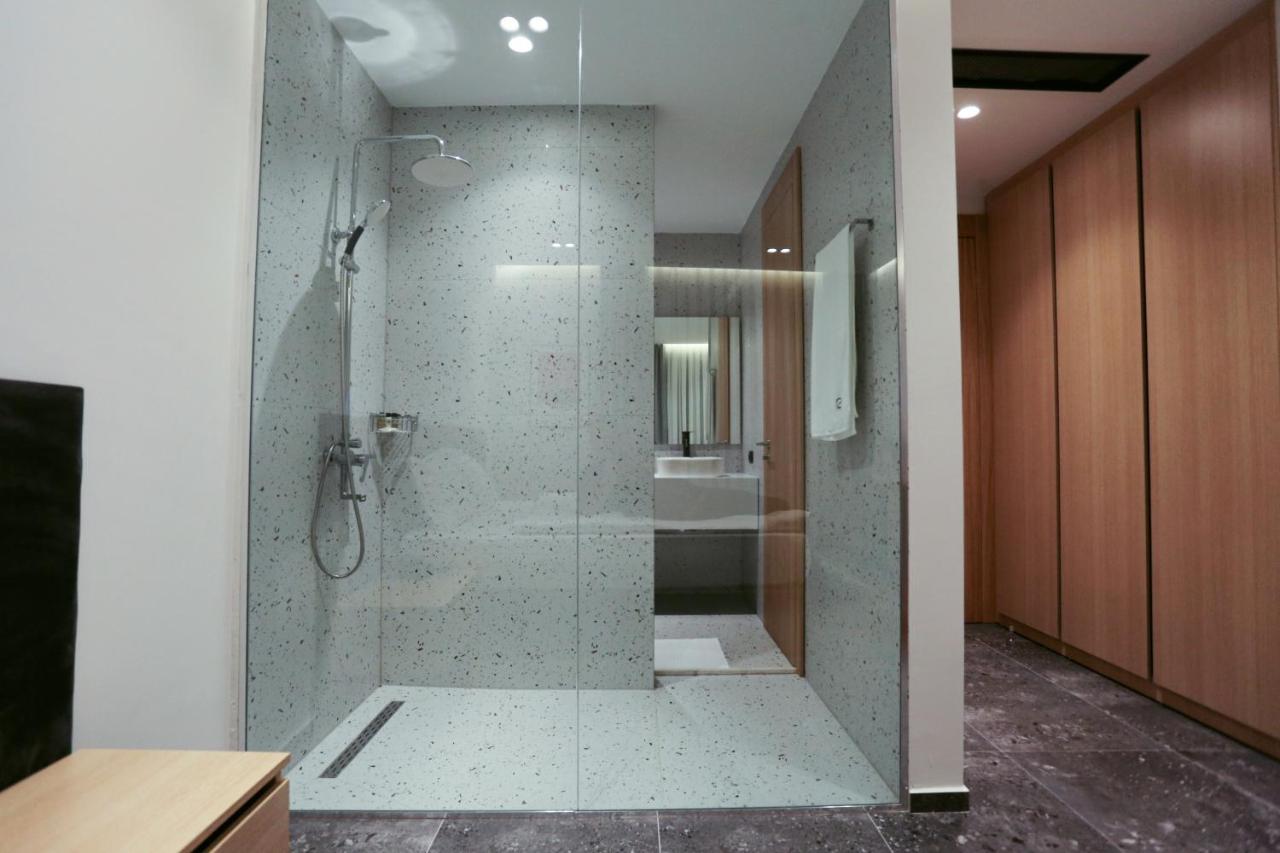Hotel 12 Gjakova Extérieur photo